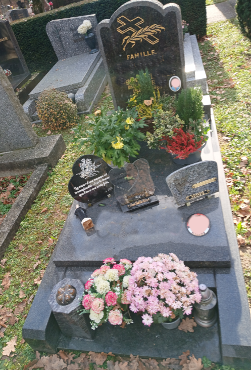 Sépulture avant nettoyage